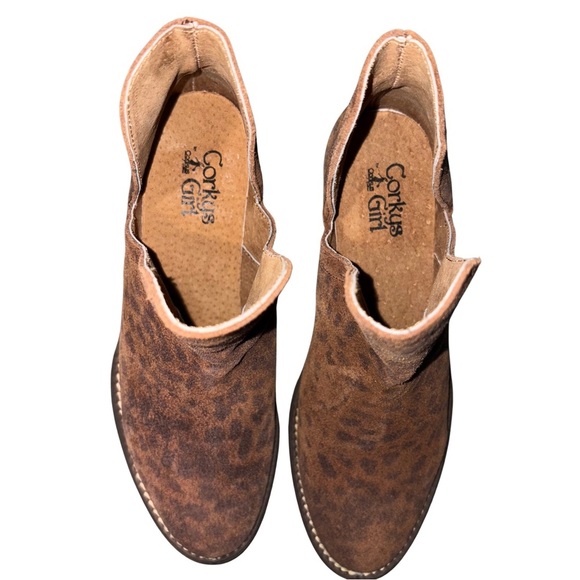 Corkys Girl Leather Depo Brown Animal Print Ankle Booties NEW - Picture 2 of 7